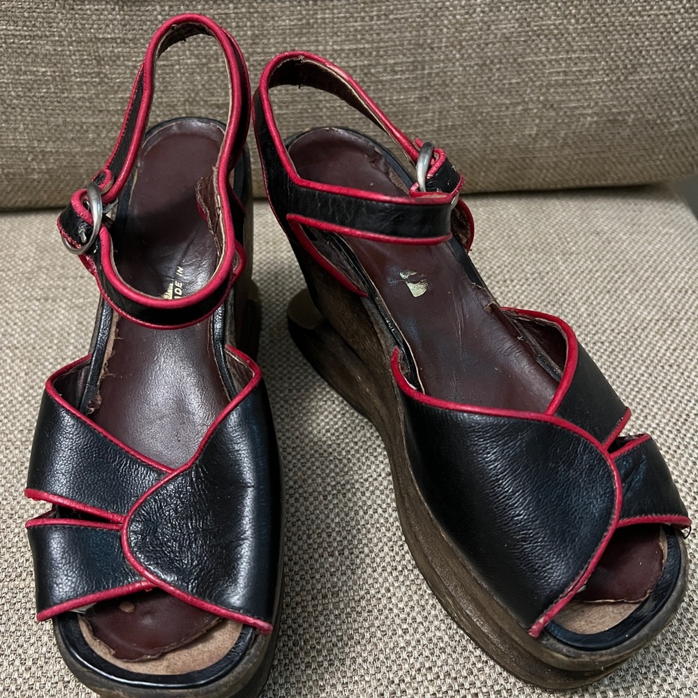 Vintage clothespin shoes. - Picture 11 of 16